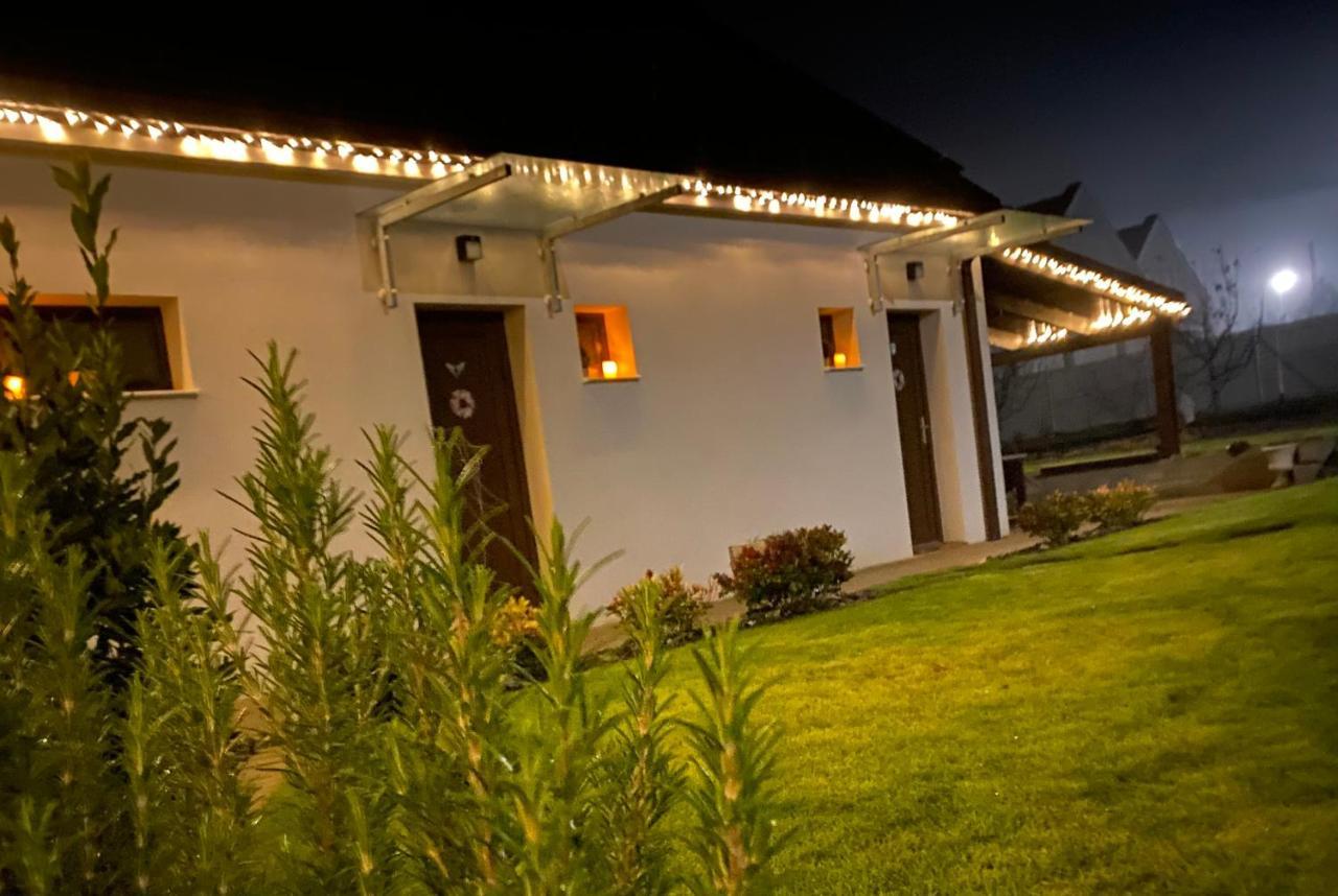 Apartamento Oelyv Fertőrákos Exterior foto